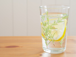 レモンウォーター