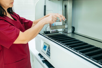 Sample dryer in laboratory, Histological examination (biopsy)