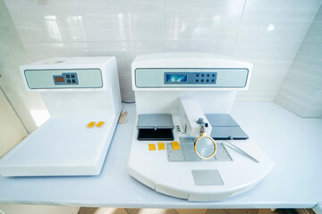 Waxing samples in laboratory, Histological examination (biopsy)