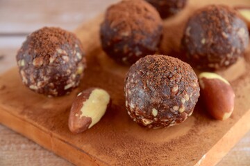 Brazil nut chocolate energy balls