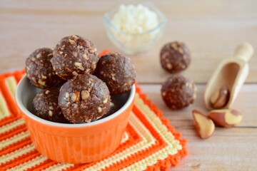 Brazil nut chocolate energy balls