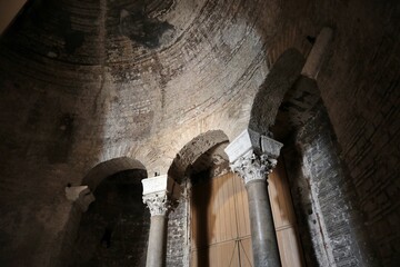 Napoli - Particolare dell'abside paleocristiana della Chiesa di San Giorgio Maggiore