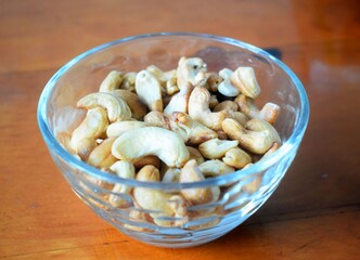 nuts in a plate on the table