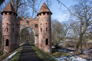 Entlang dem Elberadweg zum Sieglitzer Tor 