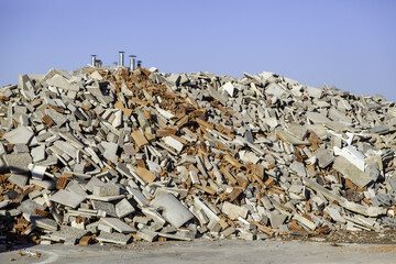 Rubble of bricks and stones