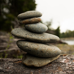 Fototapeta na wymiar balancing of stones