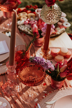 Valentine's Day table layout.