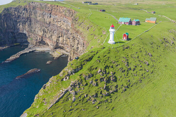 Faroe Islands - Nature - Cliff - Landscapes - Animals - Mountains