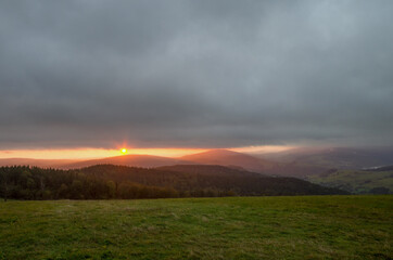 Fototapeta premium sunrise in the mountains, Beskid Niski