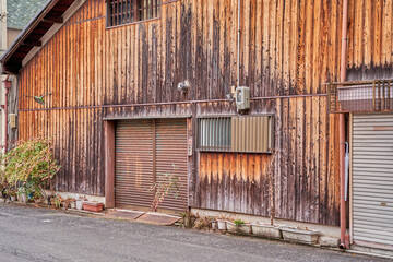 古い倉庫