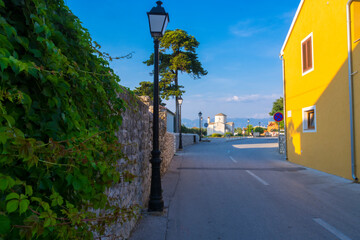 Street of the old city of Nin