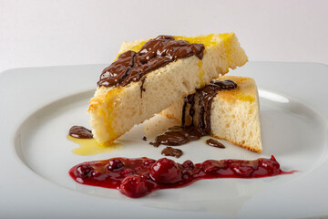 French toast with olive oil and chocolate cream