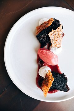 restaurant fine dining 