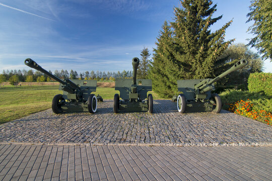 Belarus (Belorussia) - Mogilev - Three soviet anti-tank 76 mm divisional gun M1942 (ZiS-3) as part of memorial complex of World War Two on Buynichskoe field