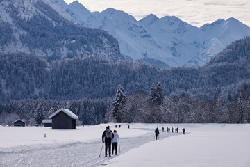 Betrieb auf den Langlaufloipen um Oberstdorf