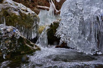 Icicles on the river