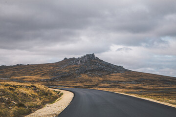 road to the mountains