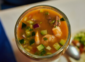 Cóctel campechano de camarón y pulpo