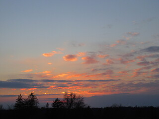 golden sunset big sky horizon