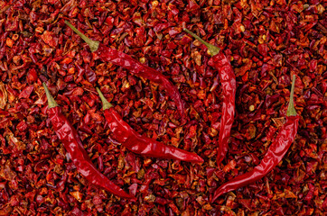 Dry red pepper.
