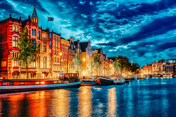 Fototapeta na wymiar Beautiful Amsterdam city at the evening time.