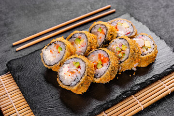 baked sushi rolls with tuna