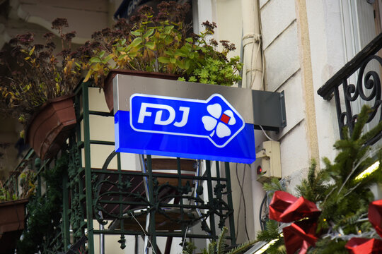 fdj signboard
