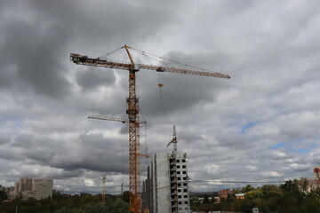 tower construction crane