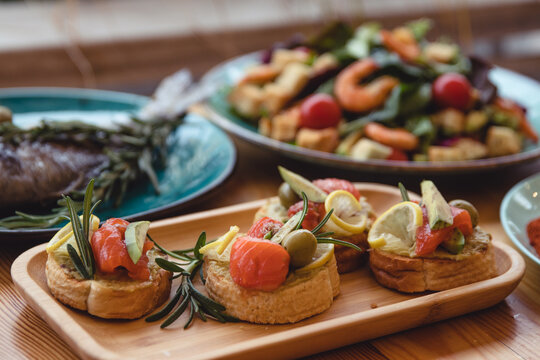mini canapes with smoked salmon
