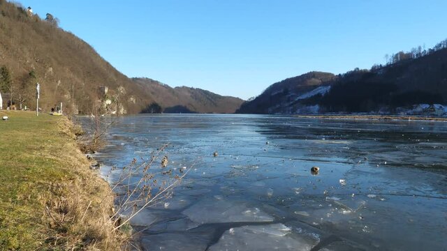 Ice melting on the danube. Ice floes floats around.Untermühl. Upper Austria.