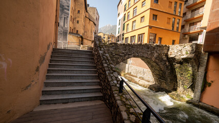 narrow street country