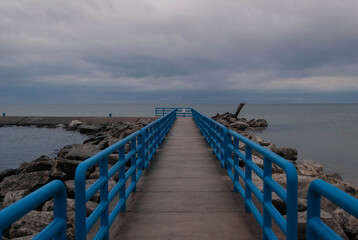 Fototapeta premium pier on the beach
