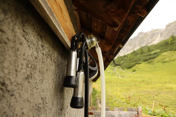 tür, alt, architektur, schloss, haus, key, geborgenheit, himmel, bauwerk, wand, zuhause, licht, geborgenheit, cameras, überwachung, stahl, blau, strasse, cctv, emporragen, wasser, metall, anlagen, wei