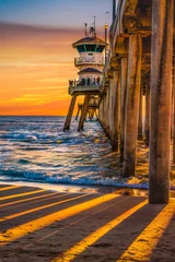 Selbstklebende Fototapeten Huntington Beach Pier © FernandoM