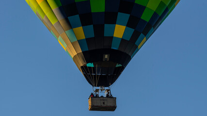Ballooning, Hot air balloon rides in colorful balloons 