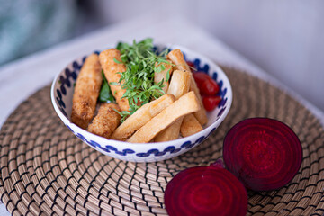 Set de comida hawaiana