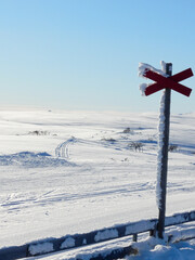Fototapeta premium Cross country trail in the swedish mountains.