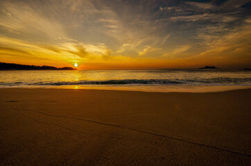 Amanecer en el Paraiso