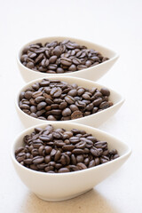 焙煎したコーヒ豆　ブラジル、コロンビア、エチオピア産