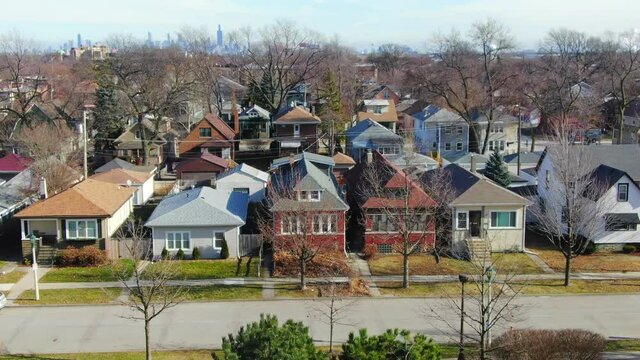 Slider Left View of Houses in the Suburbs and Chicago Skyline in the Background