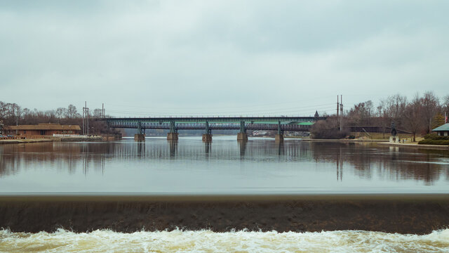 Bridge Over Illinois River Behind Damn