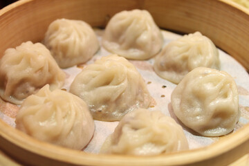 chinese steamed dumplings