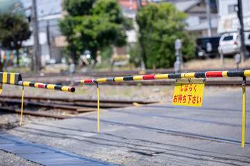 電車の踏み切り　事故　accident　Railroad Crossing