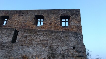 Burgruine, leere Fenster