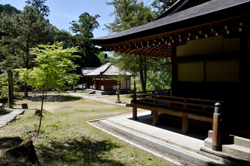 Fototapeta premium 弘川寺 本堂と護摩堂 大阪府南河内郡