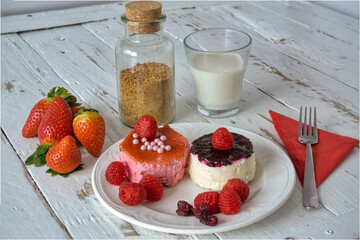 cheesecake and strawberry cake