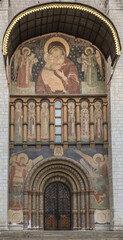 Fototapeta na wymiar The gates of the Kremlin Cathedral of the Assumption