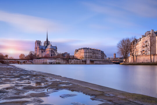 Notre Dame de Paris depuis le quai de la Tournelle