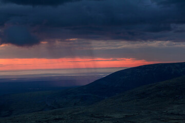 Fototapeta na wymiar beautiful sunset in the mountains. Khibiny, Kola Peninsula, Murmansk region, Russia