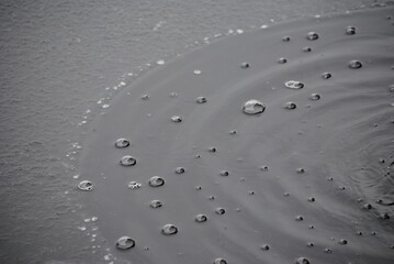 Bulles d'air sur de la glace